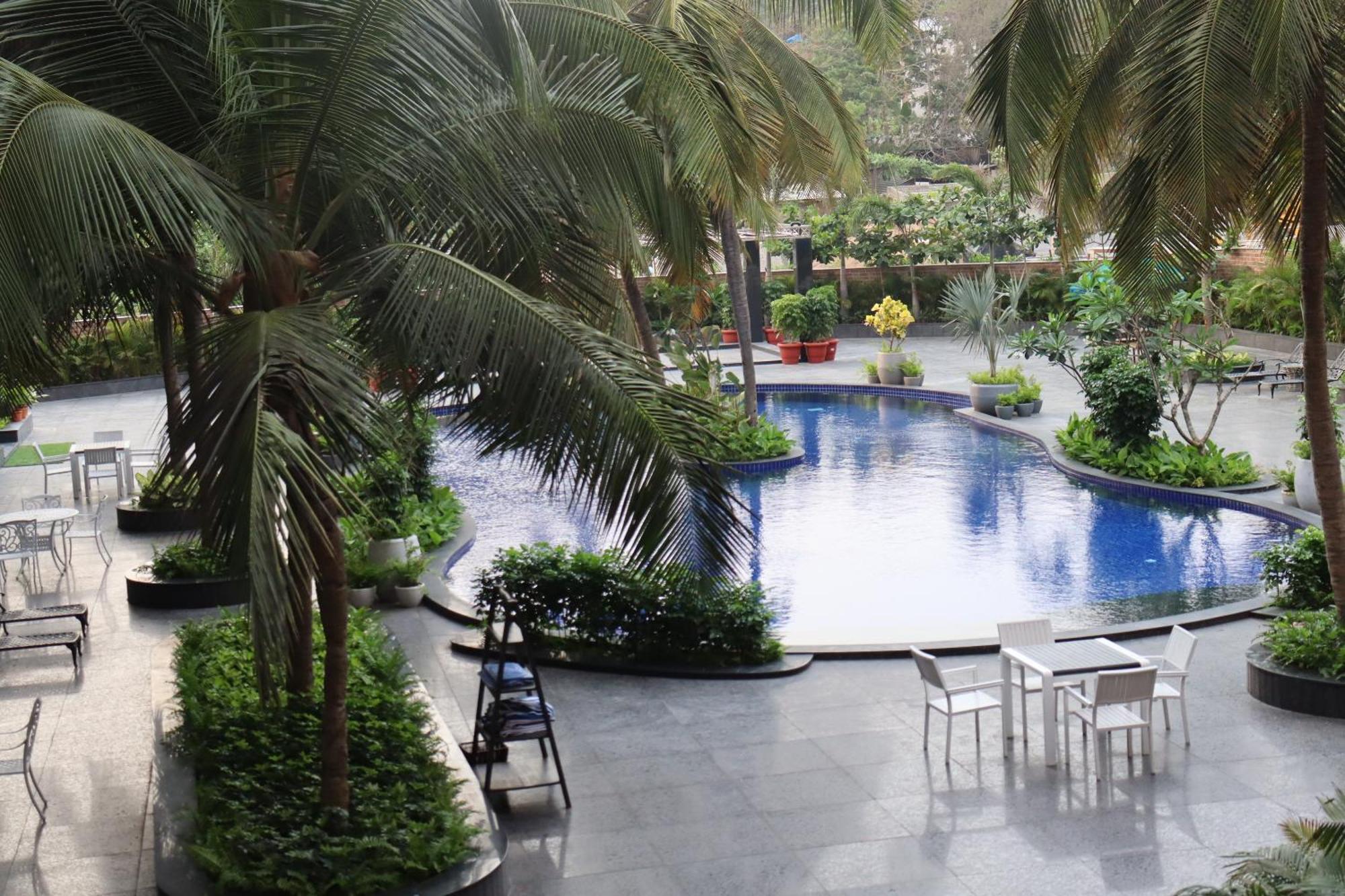 Mayfair Palm Beach Resort Gopālpur Exteriör bild