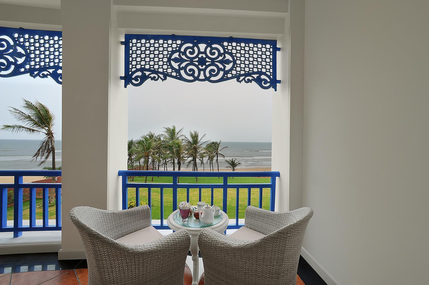 Mayfair Palm Beach Resort Gopālpur Exteriör bild