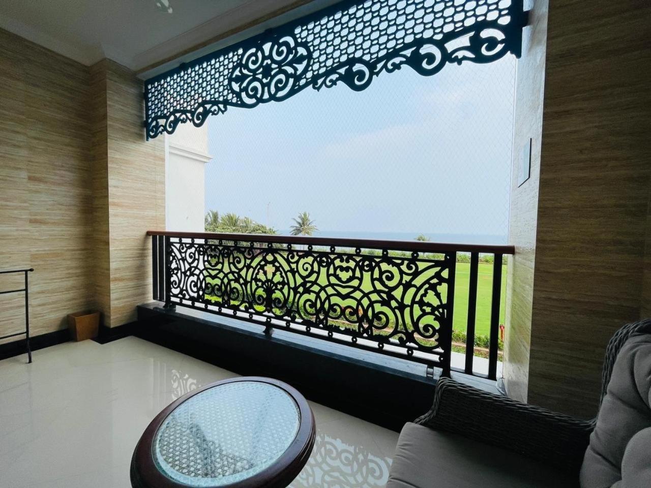 Mayfair Palm Beach Resort Gopālpur Exteriör bild