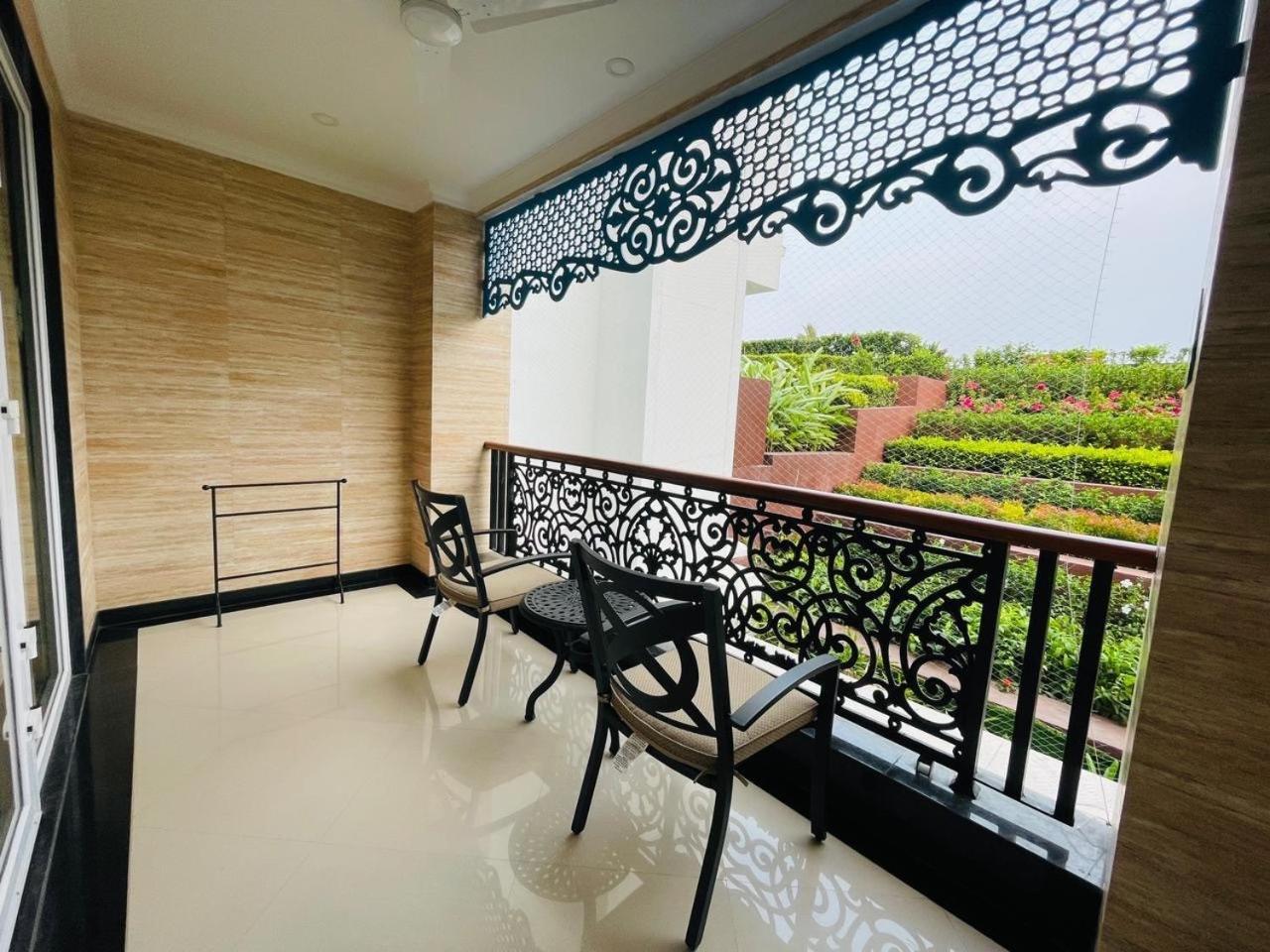 Mayfair Palm Beach Resort Gopālpur Exteriör bild