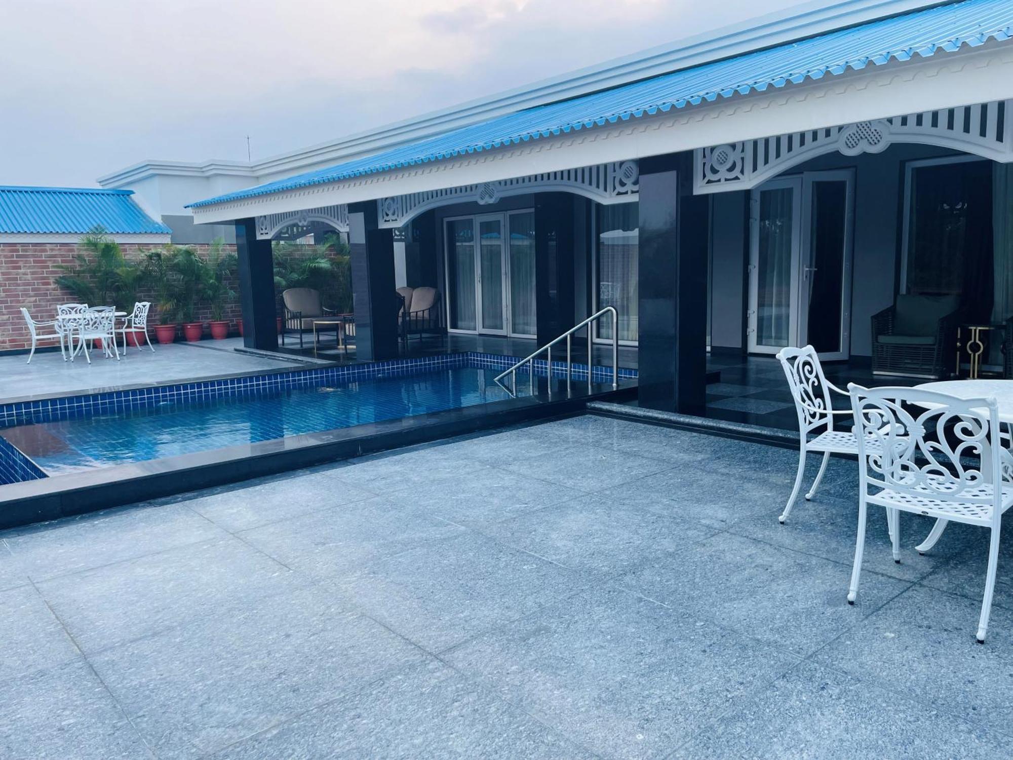 Mayfair Palm Beach Resort Gopālpur Exteriör bild