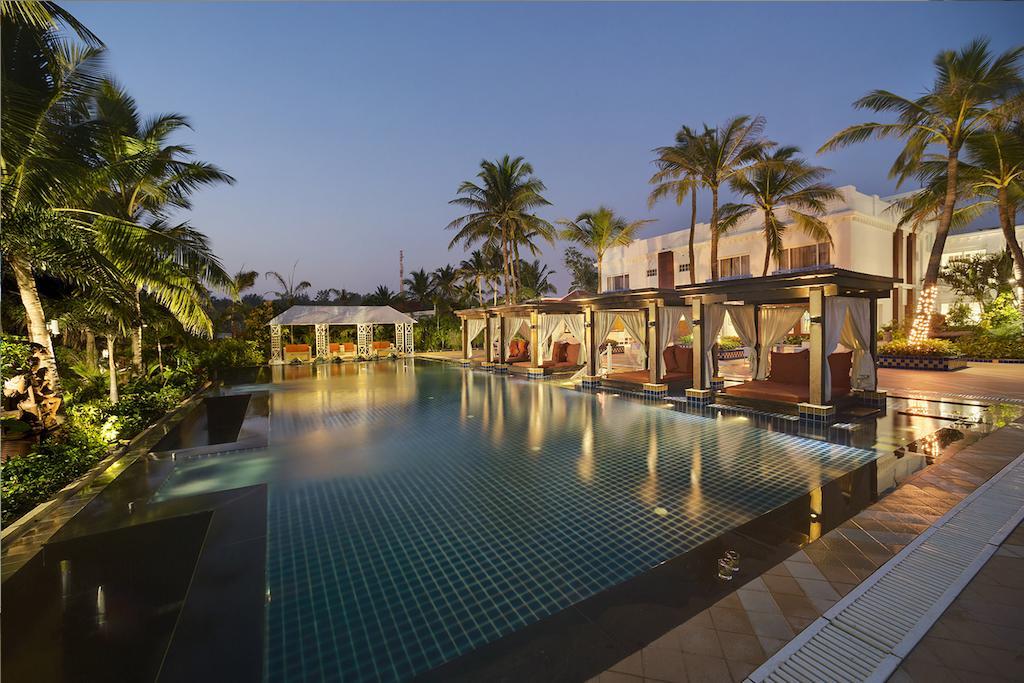 Mayfair Palm Beach Resort Gopālpur Exteriör bild